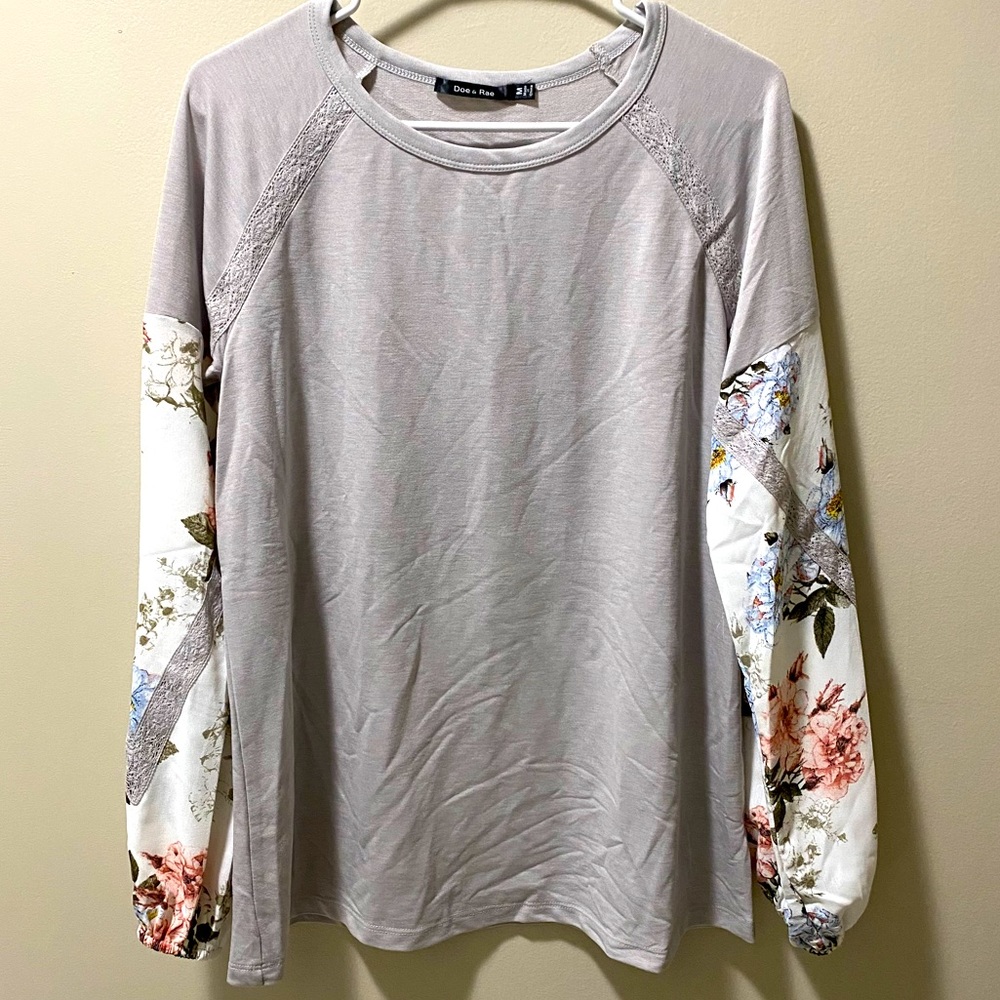 Floral sleeve tunic